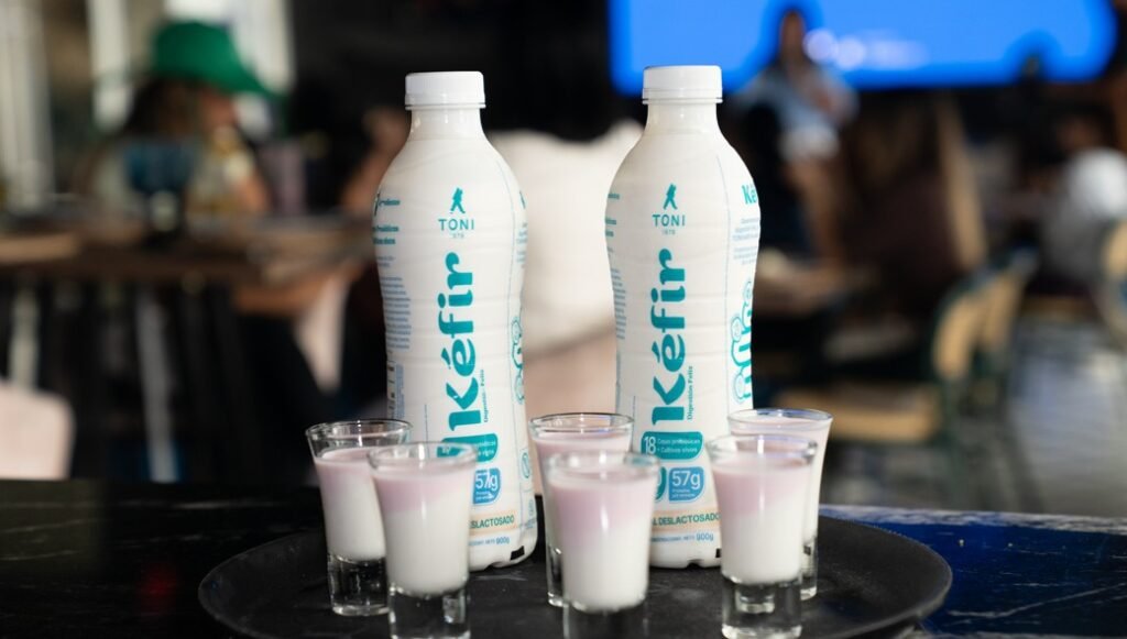bebida kéfir probiótica para bienestar digestivo y microbiota