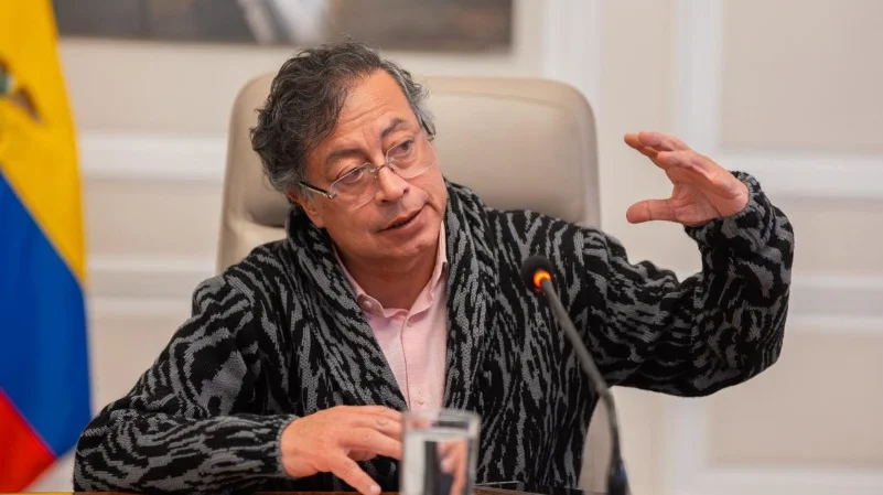 Reunión o contexto político sobre la crisis entre Ecuador y Colombia y tensiones diplomáticas en la región