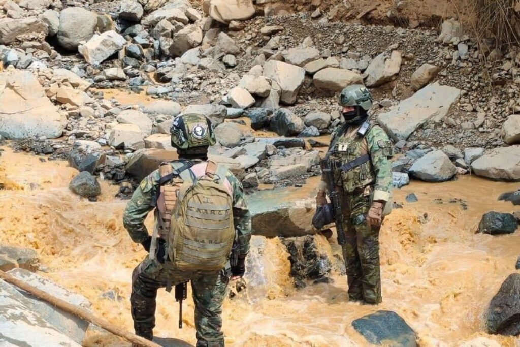 Ejército da duro golpe a la minería ilegal con decomiso de material aurífero en Bolívar