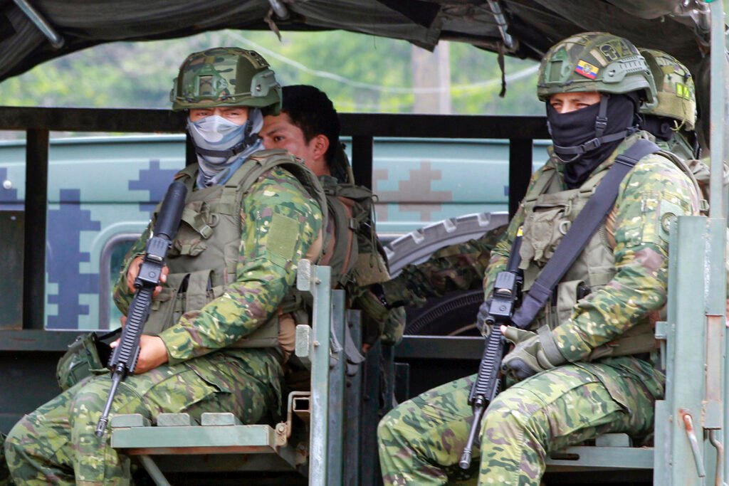 Hábeas corpus de militares en Milagro con patrullaje militar en zona rural de Guayas