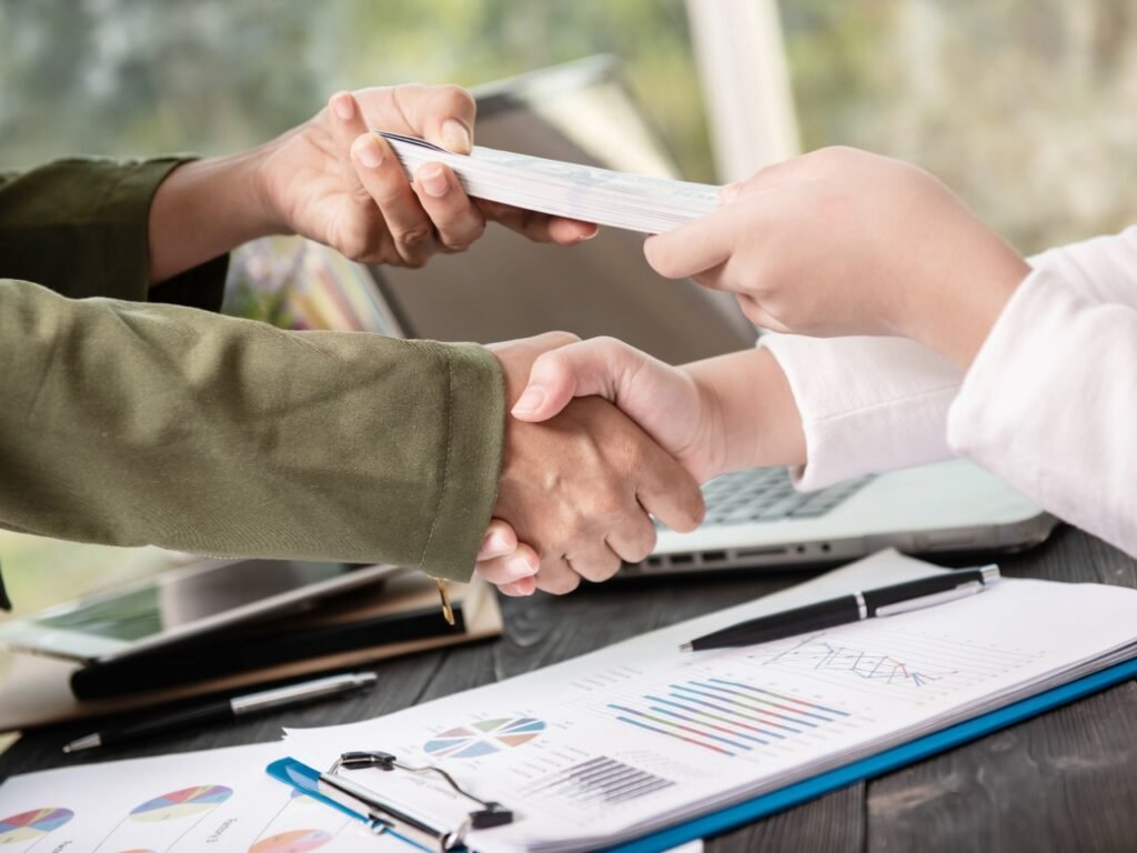 utilidades de las empresas en Ecuador