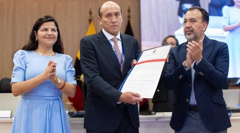 homenaje póstumo a Gustavo Velásquez