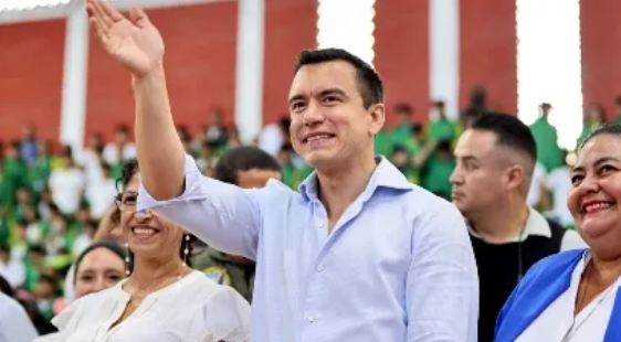 modelo económico de Ecuador