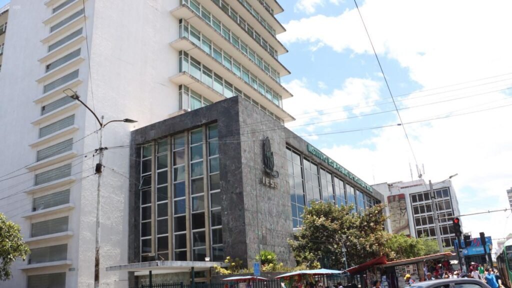 sistema de pensiones de Ecuador