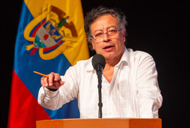 Colombia frena aranceles a Ecuador