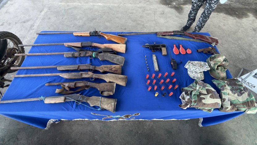 Operativo policial y militar en Esmeraldas tras la captura de integrantes de Los Chechenos vinculados a disidencias de las FARC