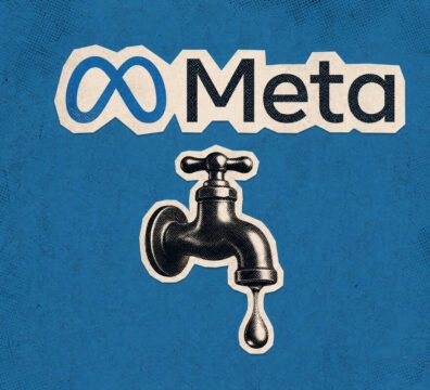 Monitor de ordenador mostrando líneas de código de seguridad de datos comprometidas, representando el programa de seguimiento de los empleados de Meta.