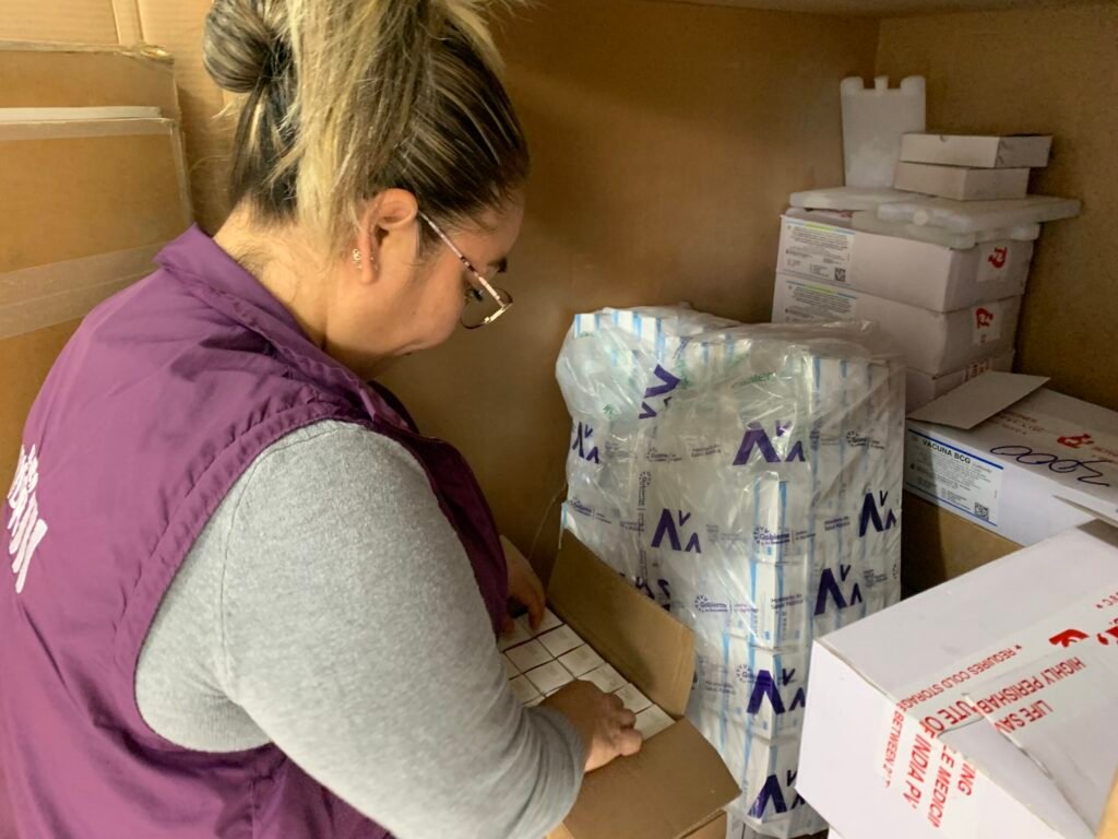 Entrega de vacunas por parte del Ministerio de Salud Pública en Morona Santiago