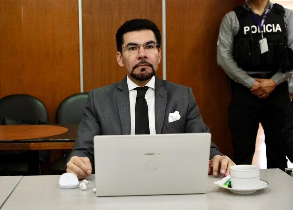 Carlos Leonardo Alarcón durante su participación en el proceso para la designación del Fiscal General del Estado.