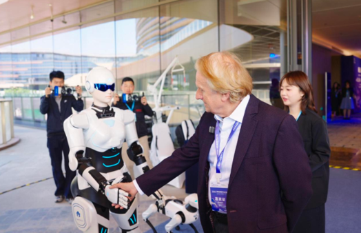 Gráfico de resultados comerciales de CHERY Group y robot humanoide AiMOGA Robotics