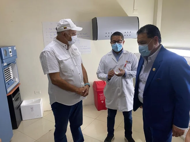 Ministro de Salud recorrió hospitales de Los Ríos durante inspección en unidades médicas de Babahoyo y Vinces