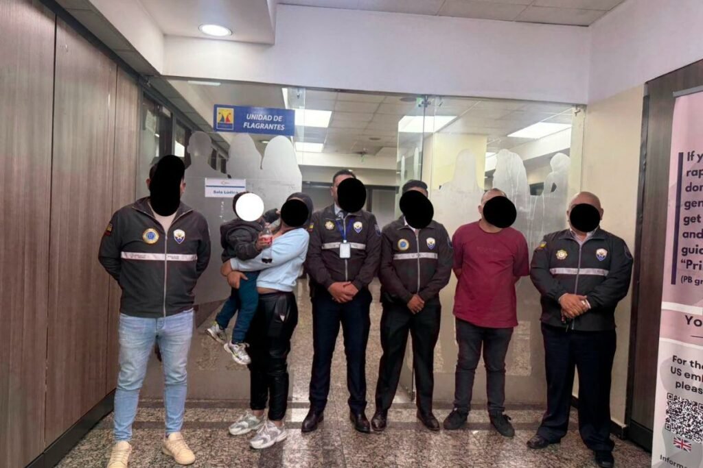 Menor con alerta de desaparición en Colombia fue localizado en Quito mediante un operativo coordinado entre Ecuador y Colombia.