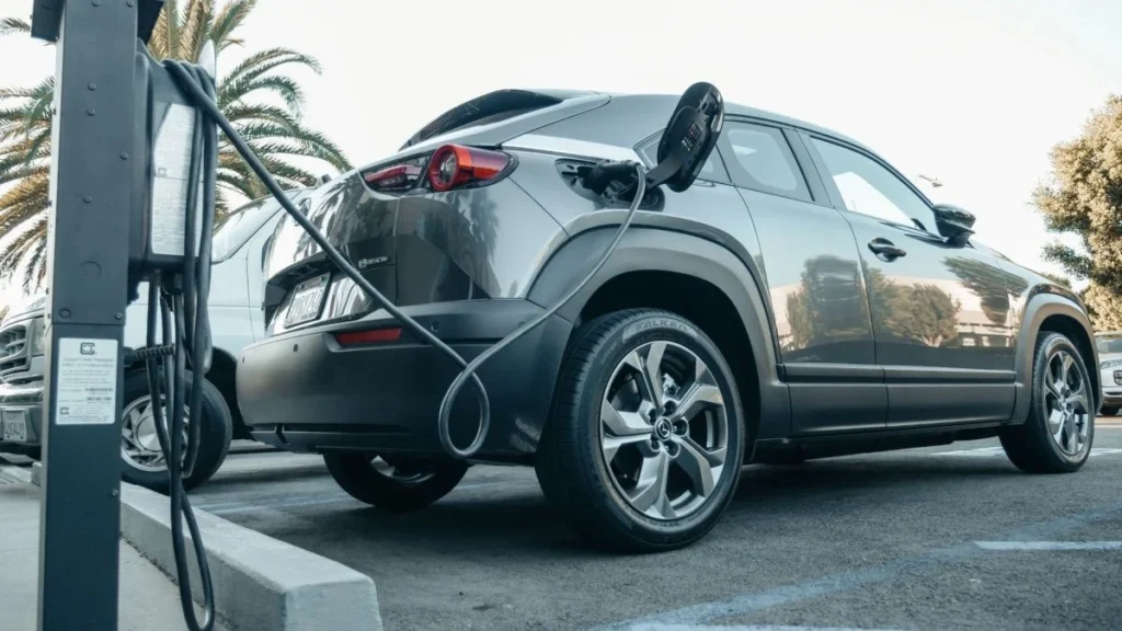 vehículos eléctricos o híbridos
