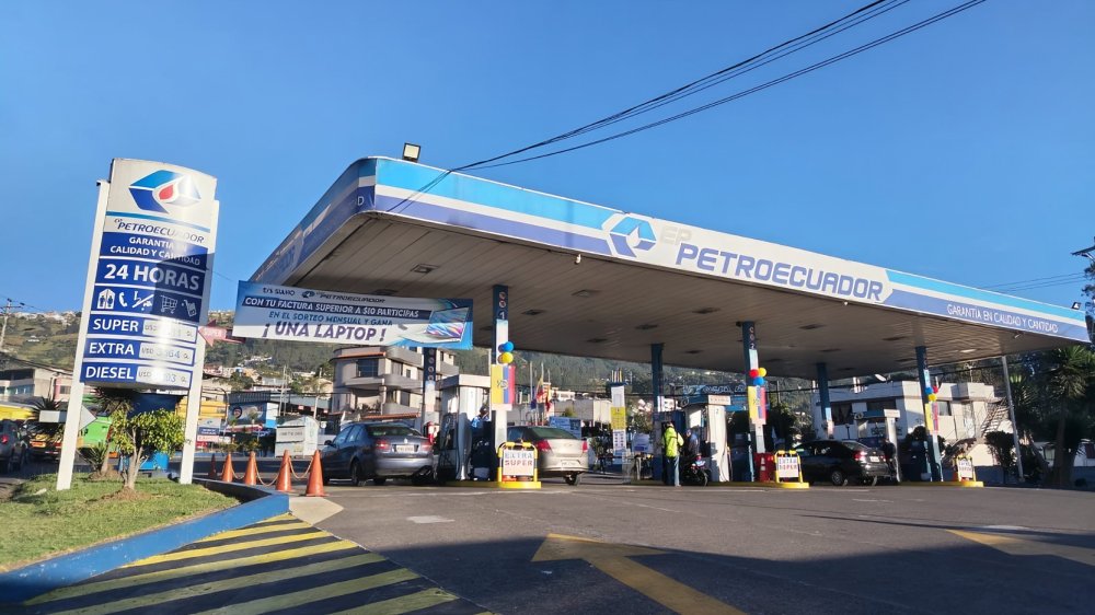 Los precios de las gasolinas en Ecuador bajan desde el 12 de julio de 2026: nuevos valores de Extra, Ecopaís, Diésel Premium y Súper vigentes en el país