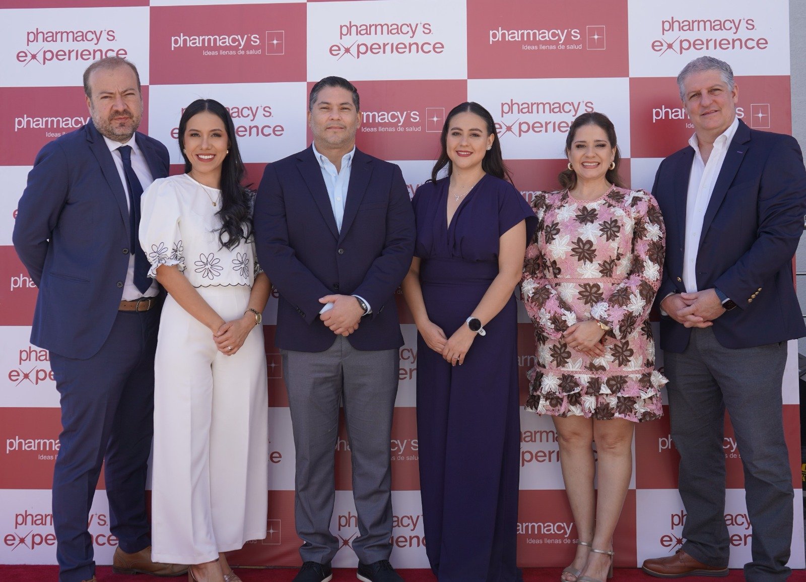 Inauguración de la segunda edición de Pharmacy’s Experience en Quito, espacio interactivo de cuidado de la piel en alianza con Dermaglós