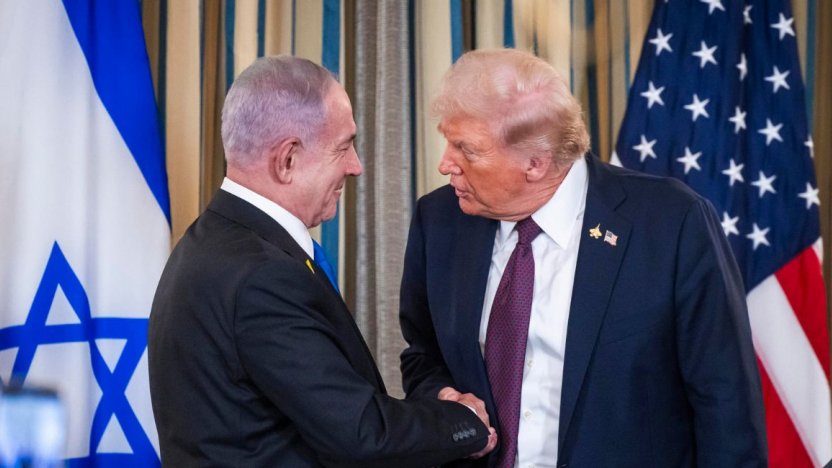 Encuentro oficial en el despacho oval donde Donald Trump se reúne con Benjamin Netanyahu.