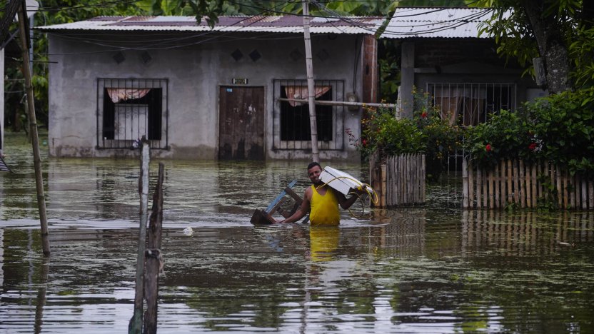 Zona inundada en la parroquia de Pimocha, provincia de Los Ríos, durante el Fenómeno de El Niño de 2024