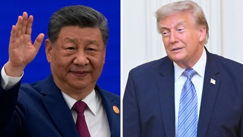 El presidente estadounidense Donald Trump junto al líder chino Xi Jinping caminando formalmente en el Gran Palacio del Pueblo de Pekín.