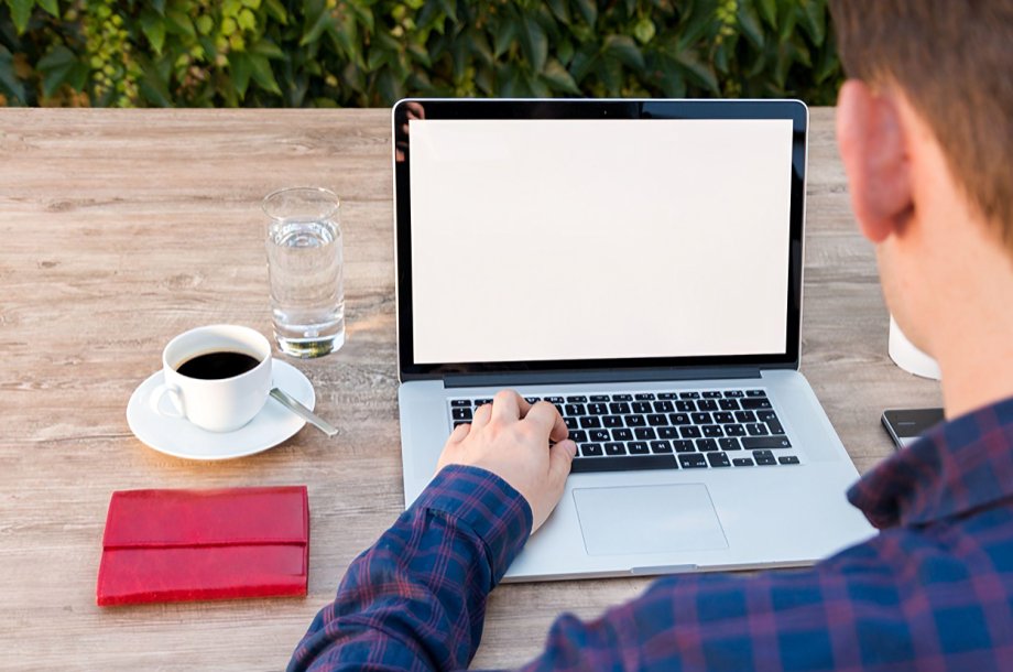 El horario de verano empresarial plantea un reto: mantener la motivación de equipos que no acceden a flexibilidad laboral sin afectar la operación.