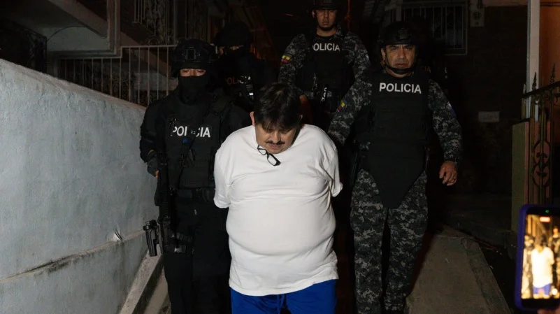 Coche bomba en La Roca: operativo de la Policía Nacional y la Fiscalía durante los allanamientos en Guayaquil y Yaguachi.