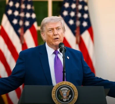 Donald Trump durante una rueda de prensa en la que destaca los récords alcanzados por el Mundial organizado en Norteamérica.