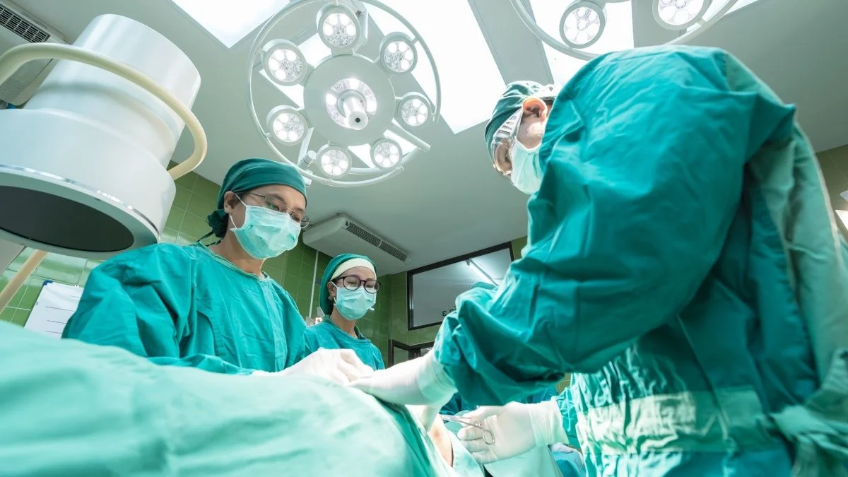médicos generales sin empleo Ecuador