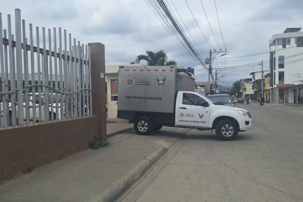 Tercera víctima fatal tras violento choque de motos en Portoviejo luego del accidente registrado en la vía Portoviejo-El Rodeo.