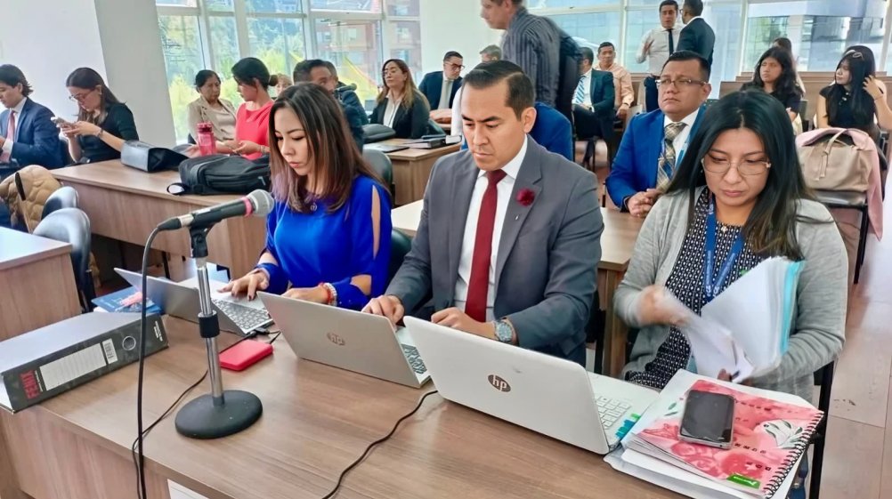 Fiscalía pidió revocar inocencia de Jorge Yunda y 13 procesados por el caso Pruebas PCR Quito, en audiencia suspendida el 11 de agosto.