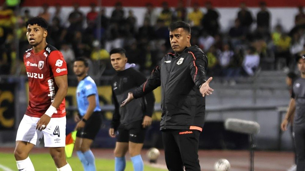 César Farías