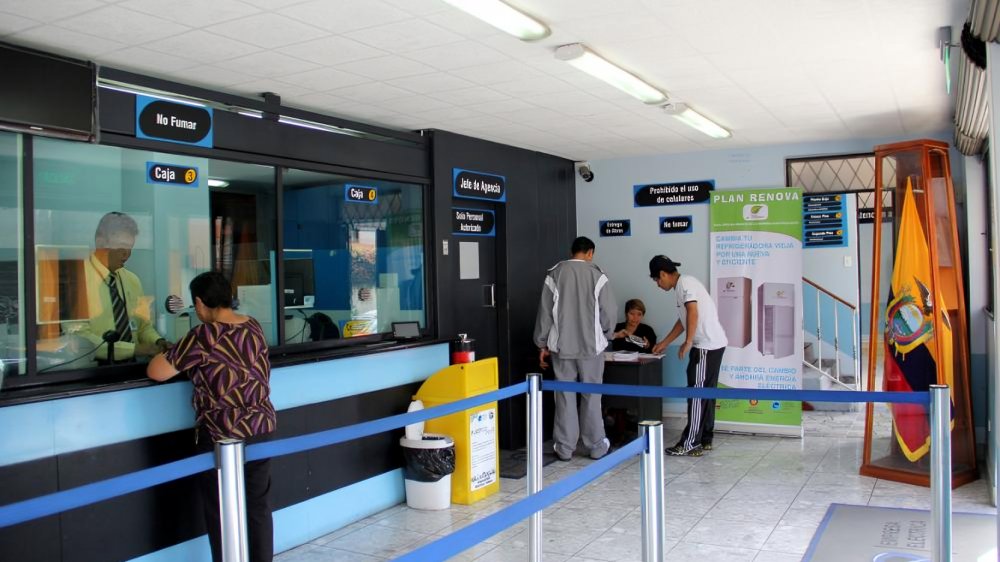 Los pagos de luz y agua ingresarán como información complementaria para evaluar el score financiero tras una reforma legal. Conoce plazos y alcances. | 154