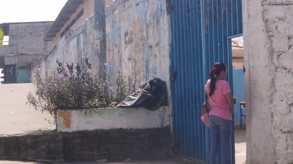 Adolescente fue baleado afuera de su colegio en el noroeste de Guayaquil: esto se sabe