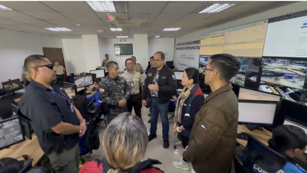 El Ministerio del Interior asume el control de cámaras de seguridad de Quito mediante un convenio con EMSEGURIDAD, tras semanas de disputa con el Municipio.