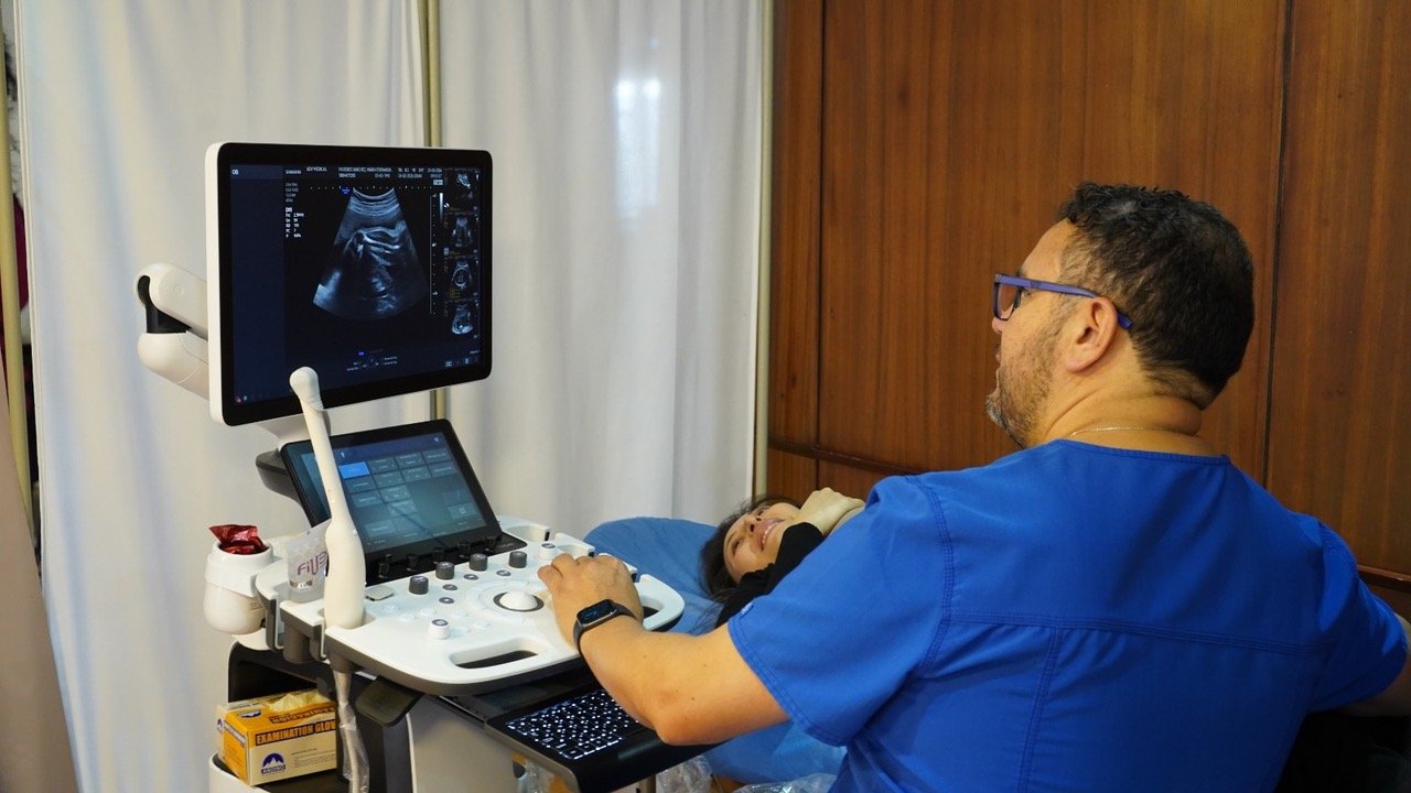 Chequeo preventivo y atención para la salud femenina en Quito.