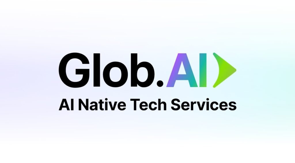 Presentacion de plataforma digital en un escenario donde Globant presenta Glob.AI