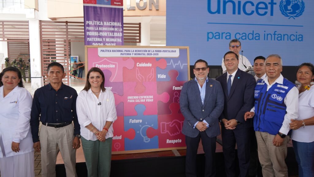 Presentación oficial en Tena de la nueva política pública para reducir la mortalidad materna y neonatal en Ecuador.
