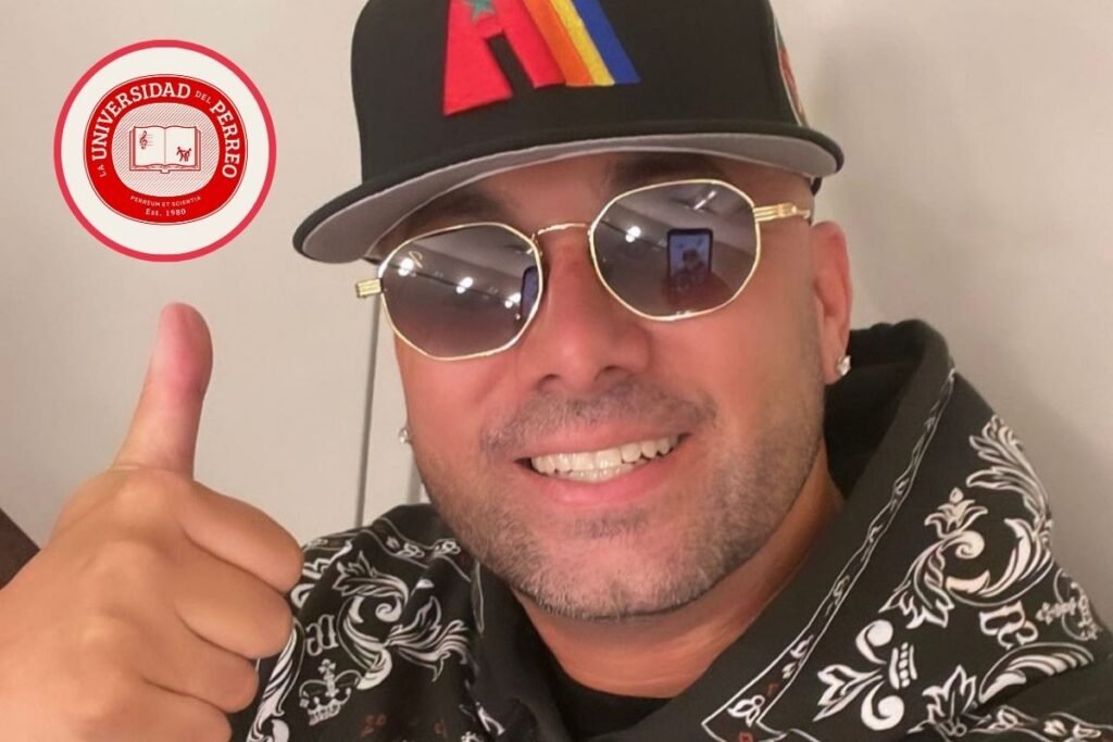 Composición del cantante Wisin promocionando la Universidad del Perreo en Puerto Rico.
