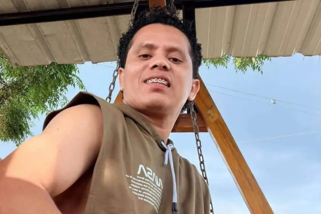 Arturo 3 Patas durante una actividad pública antes del ataque en Samborondón.