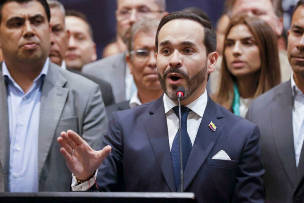 : Abelardo de la Espriella, presidente electo de Colombia, durante su discurso en Bogotá