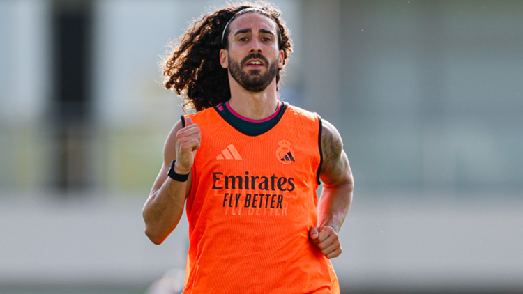 El futbolista catalán Marc Cucurella durante su primer entrenamiento con el Real Madrid