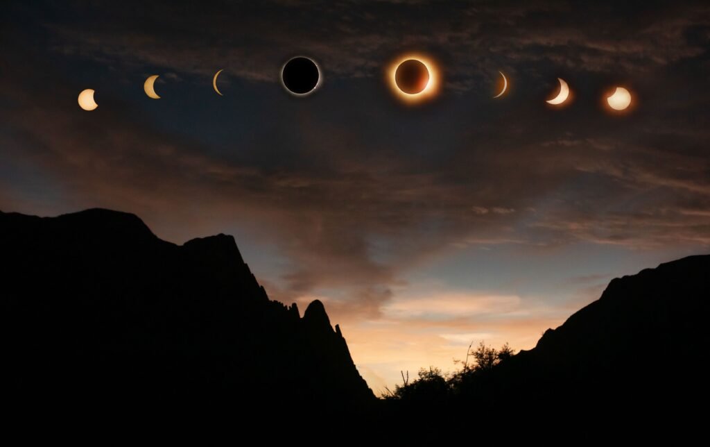 Franja de totalidad del mayor eclipse solar del siglo, 2 de agosto de 2027 — sombra lunar cruzando el Atlántico, Europa y África, duración máxima 6 minutos 23 segundos