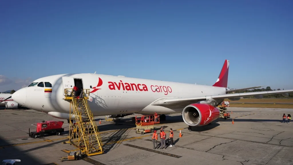 Avión carguero de Avianca Cargo
