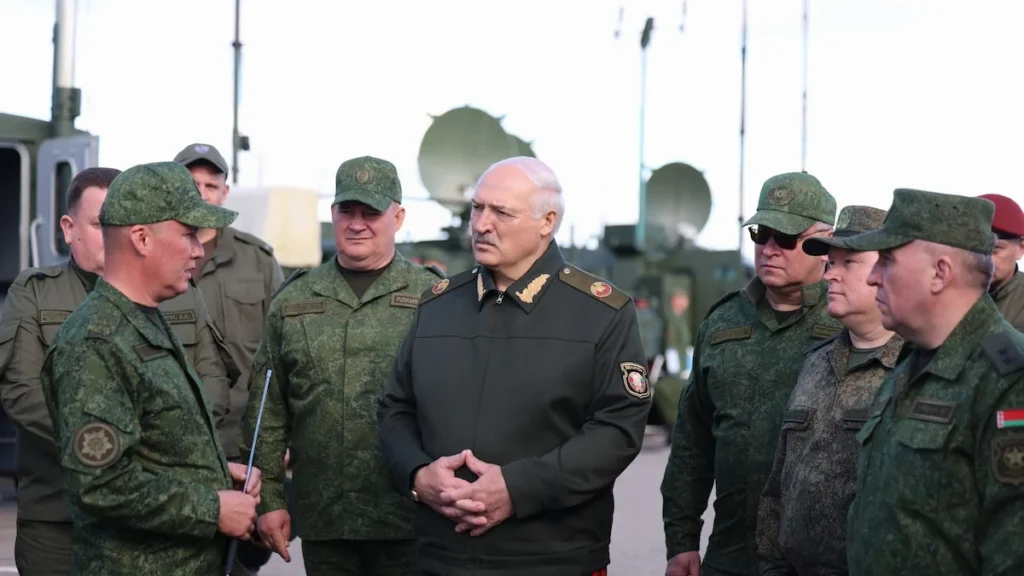 Bielorrusia maniobras militares en regiones fronterizas con la OTAN