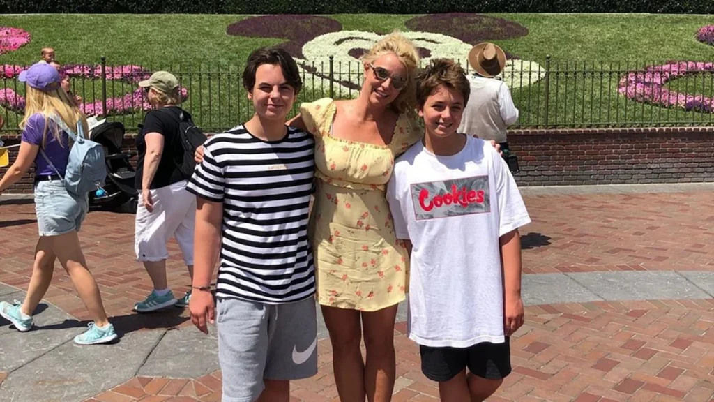 Britney Spears junto a sus hijos Sean Preston y Jayden James
