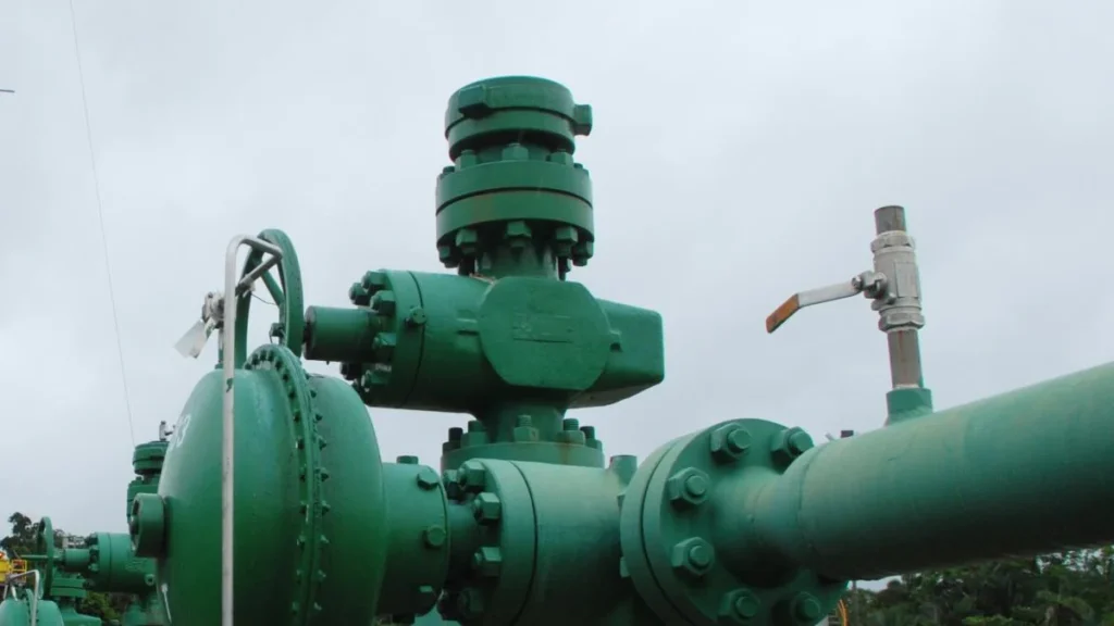 Instalaciones petroleras en el Campo Sacha en Orellana
