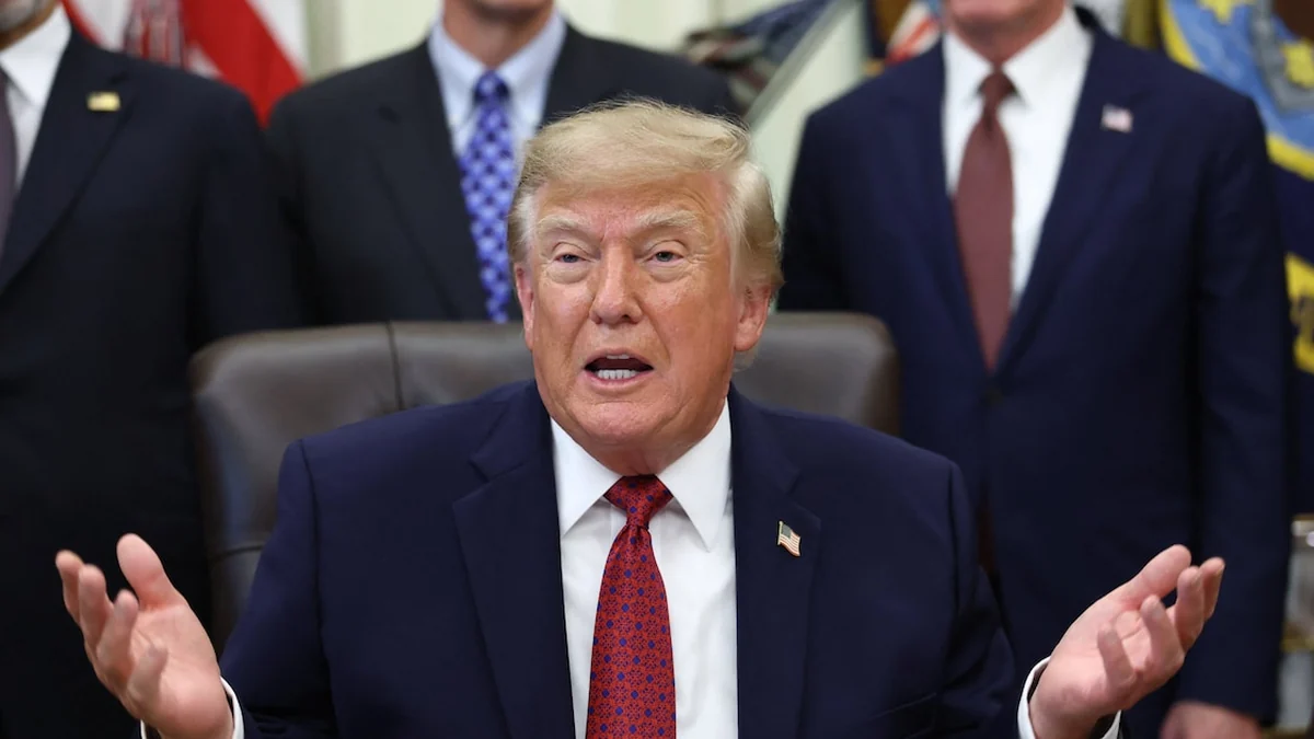 Donald Trump califica de terrorista o desquiciado a copiloto de Flydubai