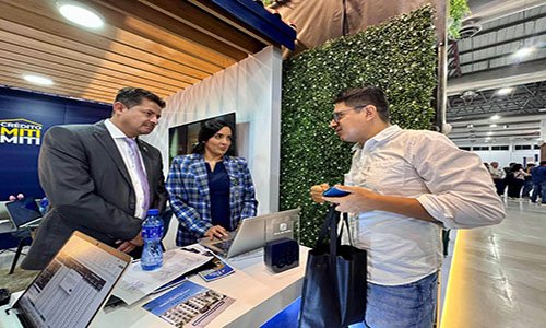 Stands de proyectos inmobiliarios en la feria Hábitat 2026 en Guayaquil