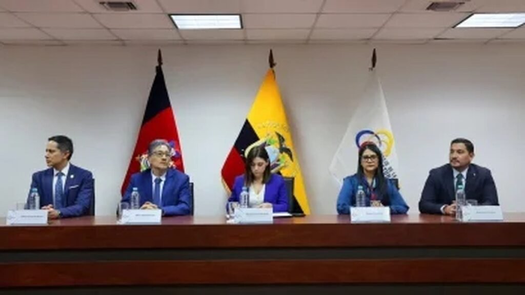 Consejo de la Judicatura de Ecuador sesionando