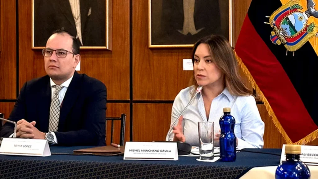 Mishel Mancheno, presidenta de la Asamblea Nacional de Ecuador