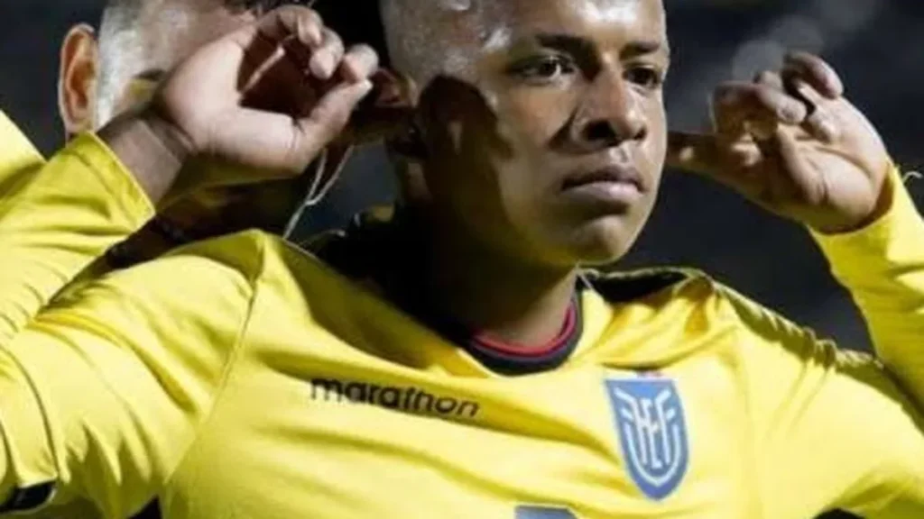 Marcelo Gallardo y Keny Arroyo en convocatoria de la Selección de Ecuador