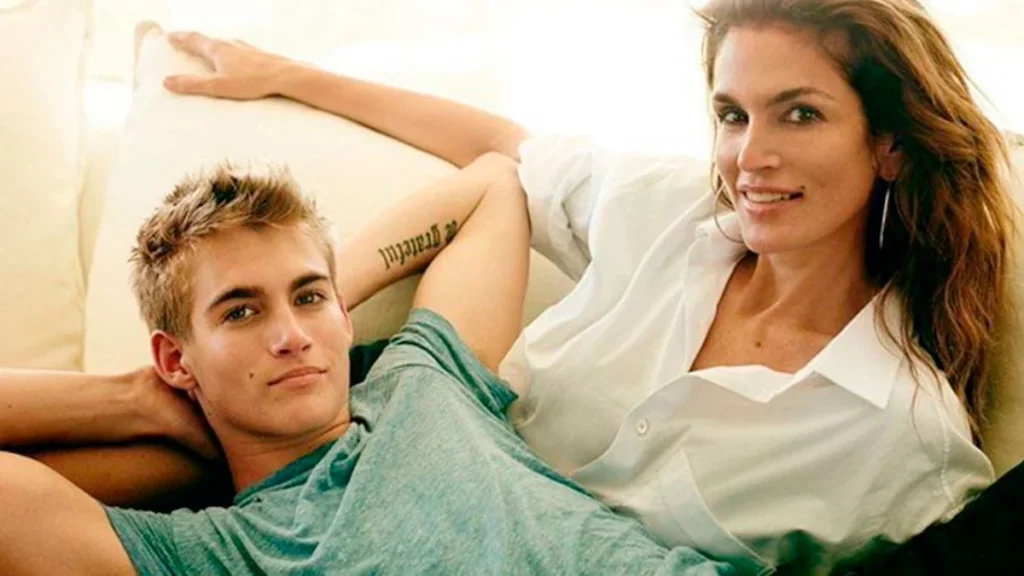 El modelo Presley Gerber en un evento benéfico en Los Ángeles